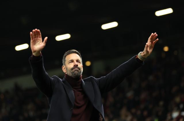 范尼：我还有两场比赛，之后我会在幕后支持新教练