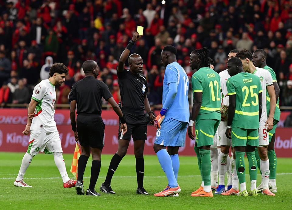 云开体育app下载-塞内加尔一度罢赛 非洲杯决赛绝杀被吹后遭判点球 摩洛哥勺子罚丢