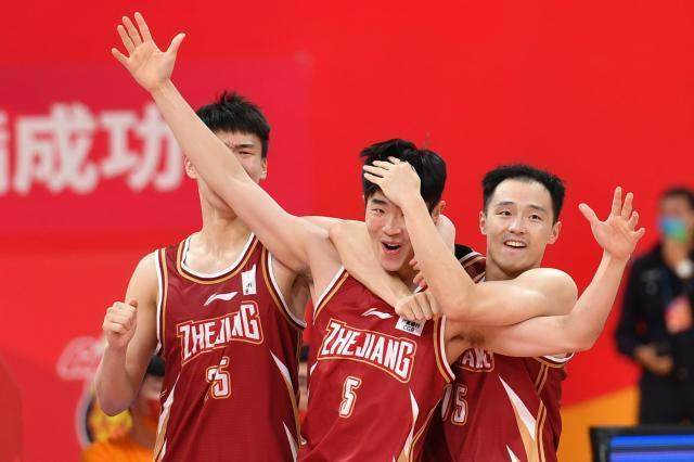 开云体育全站app下载优惠-【体坛篮球秀】联赛应该怎么吹！CBA队长，姓甚名谁？