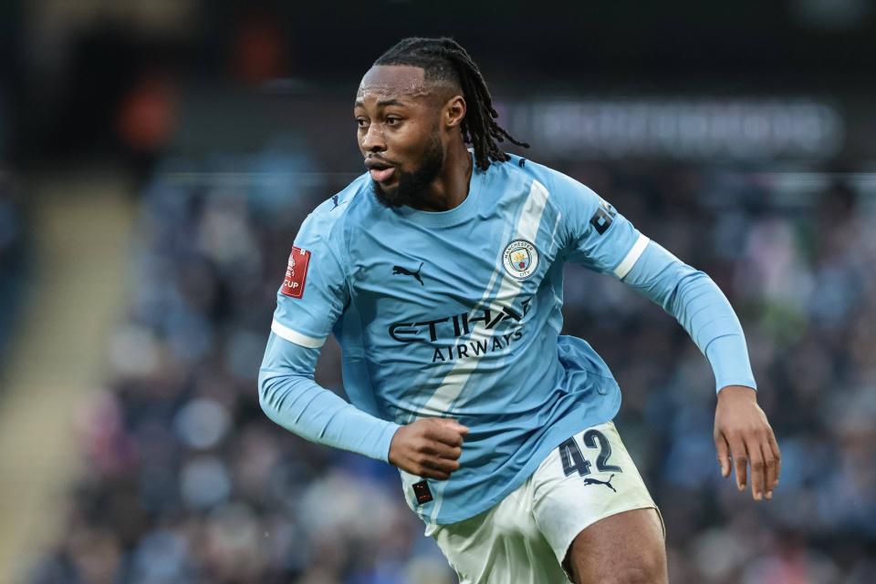 开云体育全站app下载问题-恐怖20连胜！曼城缔造神迹，瓜帅狂赞塞梅尼奥：难以置信的引援