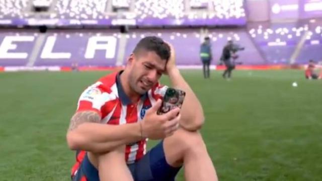 开云体育全站app下载优惠-苏亚雷斯夺冠后落泪：巴萨看轻了我 这是最难一年